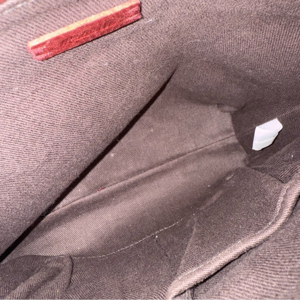 Madewell The Zip Top Transport Crossbody in Burgundy Red Leather - Picture 15 of 15